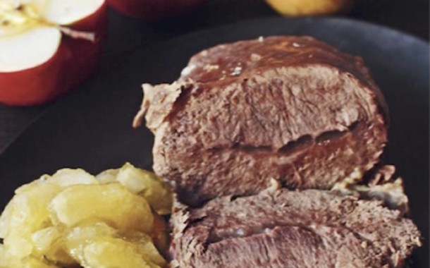 Cappello del&nbsp; prete bollito con mostarda&nbsp; di mele e pere